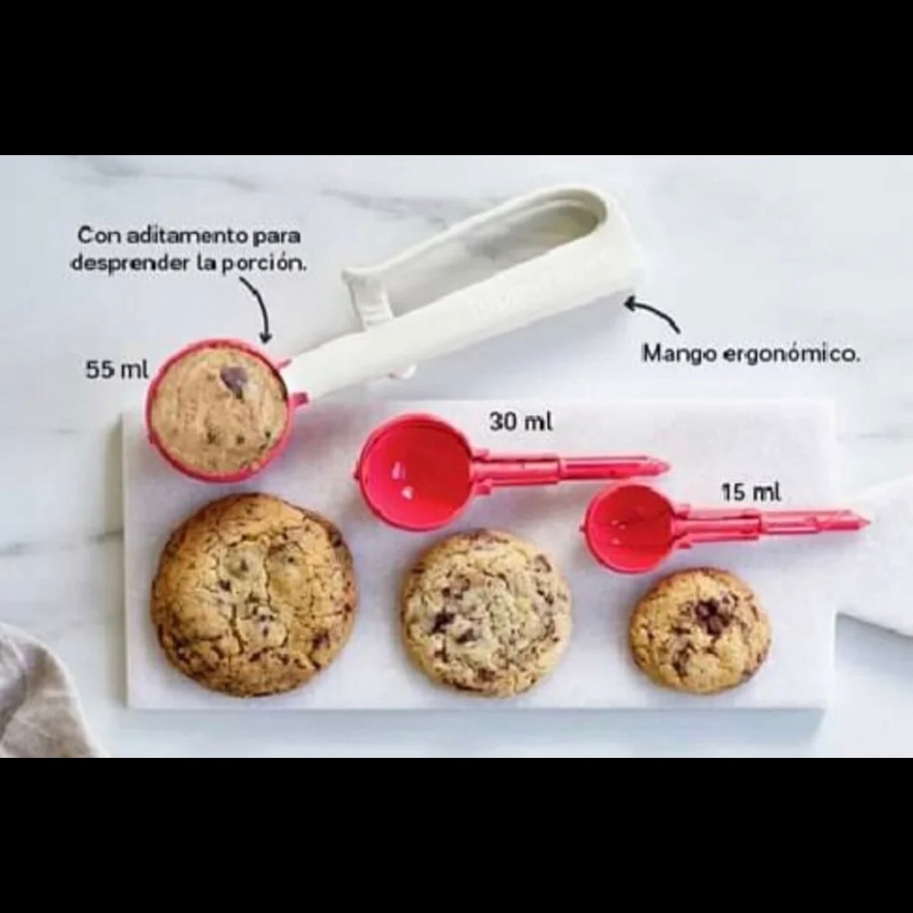 Tupperware portion scoops. - Picture 5 of 11